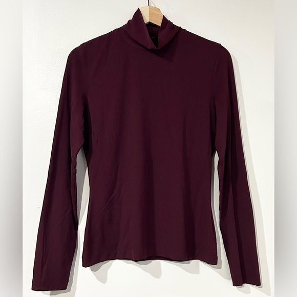 St. John Collection Fine‎ Jersey Long-Sleeve Turtleneck Bordeaux S - Picture 3 of 5